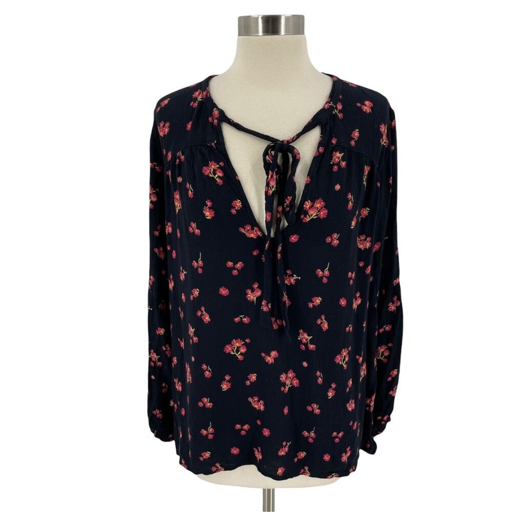 Billabong Floral Boho Top Size Large‎ Black